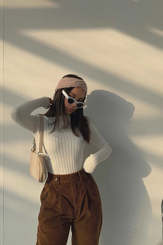 Women's Solid Rib-knit Mock Neck Sweater