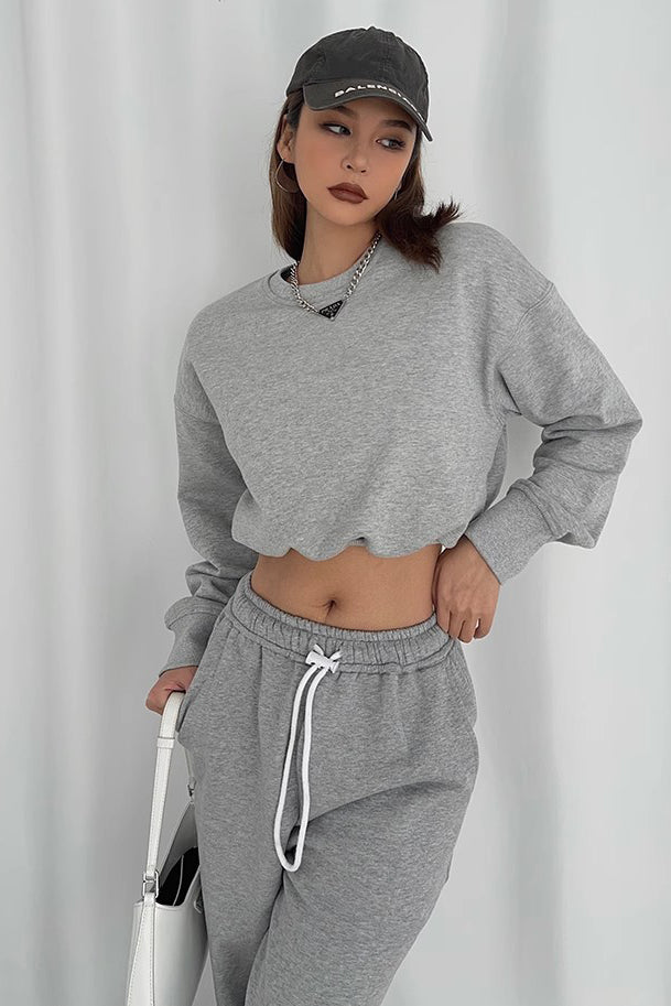 Women's Crew Neck Long Sleeve Crop Sweater