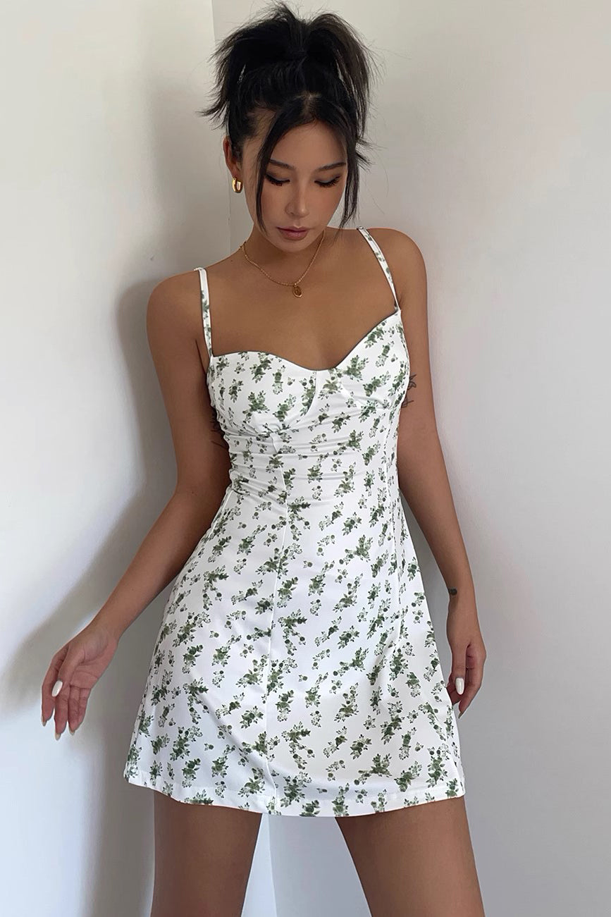 Low Cut Backless Sexy Strap Floral Wrap Buttocks Dress