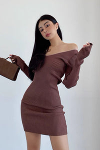 Tight Fitting Buttocks Skirt Knit Dress With Large V-Neck Long Sleeve Slim Fitting Mini Dress