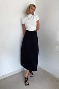 Zip Up Back Pleated Skirts