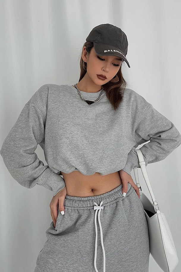 Women's Crew Neck Long Sleeve Crop Sweater