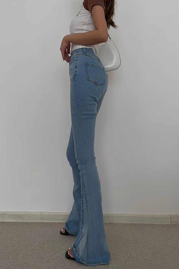 Women's Buckle Detail Slant Pocket Flare Hem Jeans