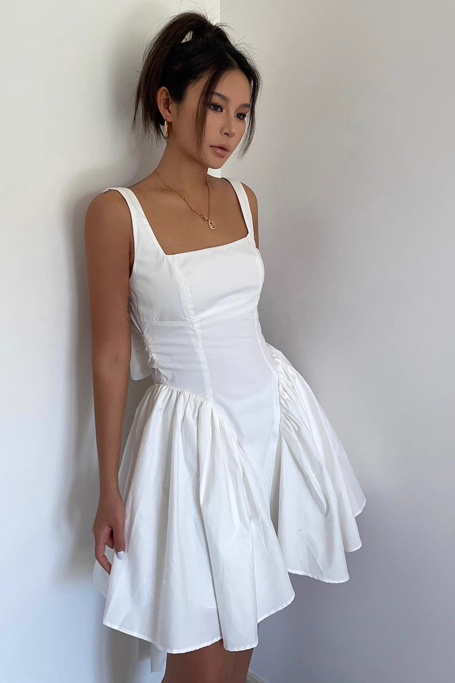 Ruffle Hem Lac Up Tie Back Dress – TOP SHOW