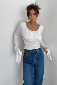 Women's Long Sleeve Scoop Neck Fitted T-Shirt